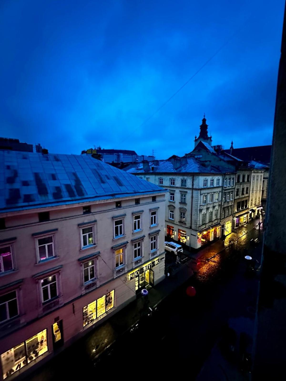 Hotel Gallery 21 Lviv Extérieur photo