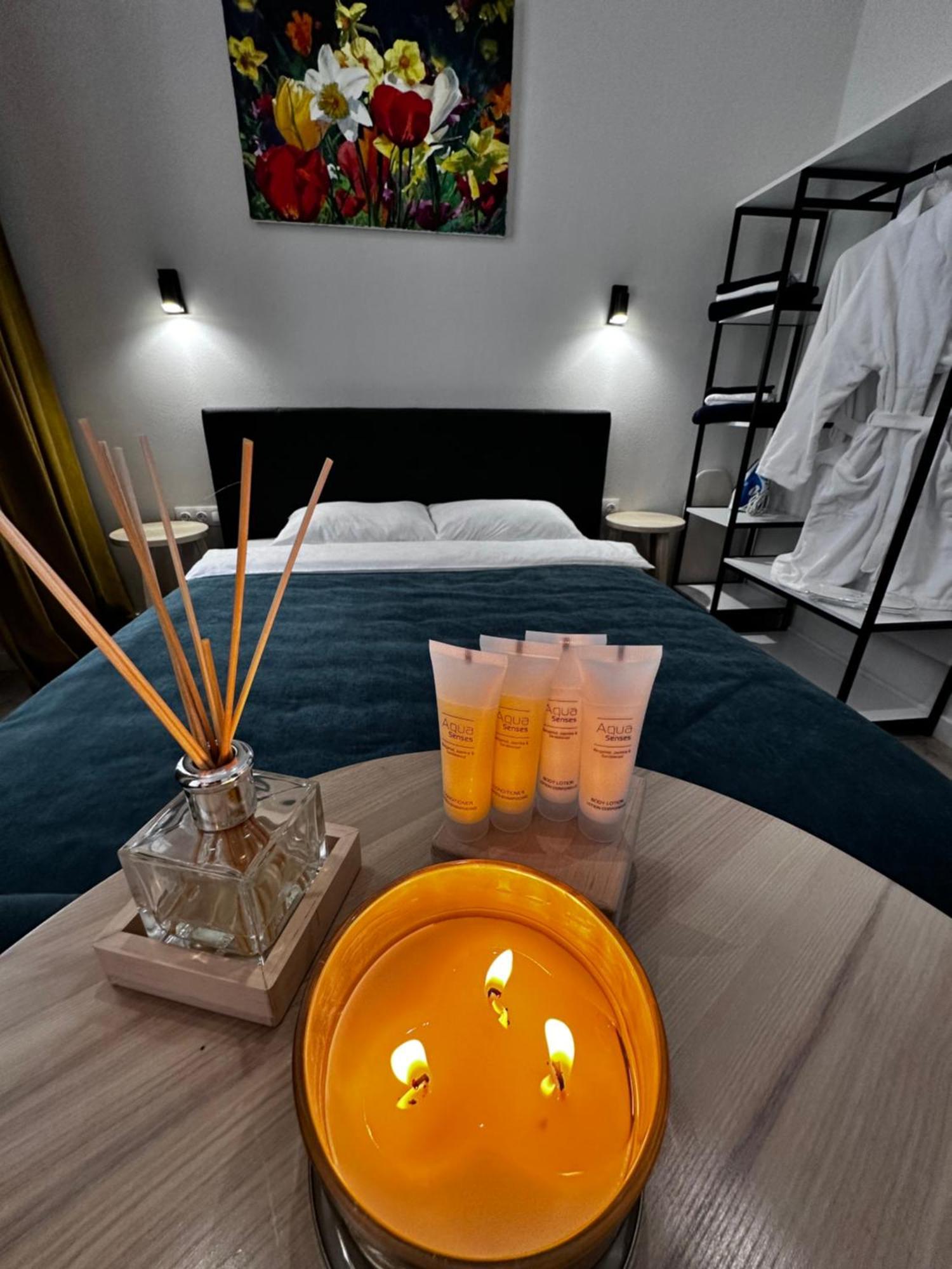 Hotel Gallery 21 Lviv Extérieur photo