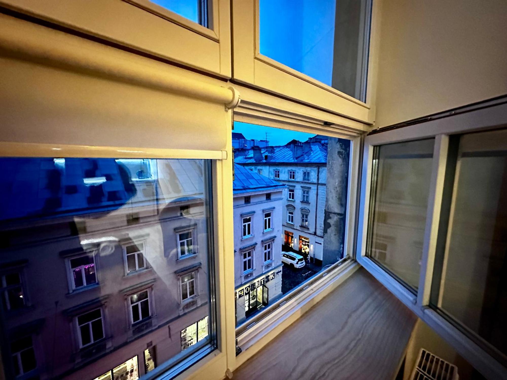 Hotel Gallery 21 Lviv Extérieur photo